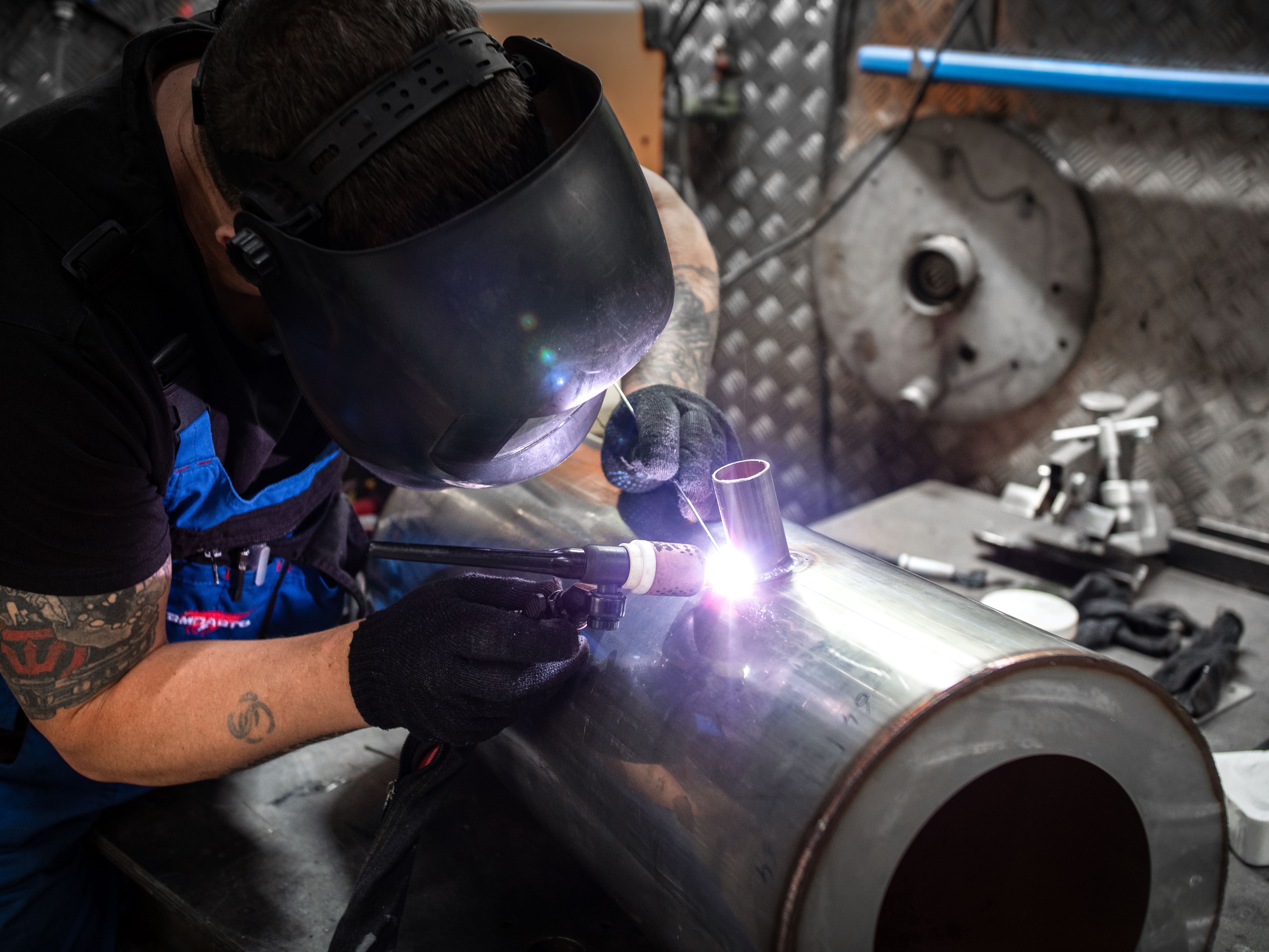 TIG-сварка корпусов на производстве